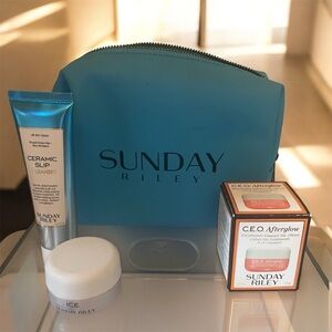 Sunday Riley Skincare Set with Blue Cosmetic Case NEW